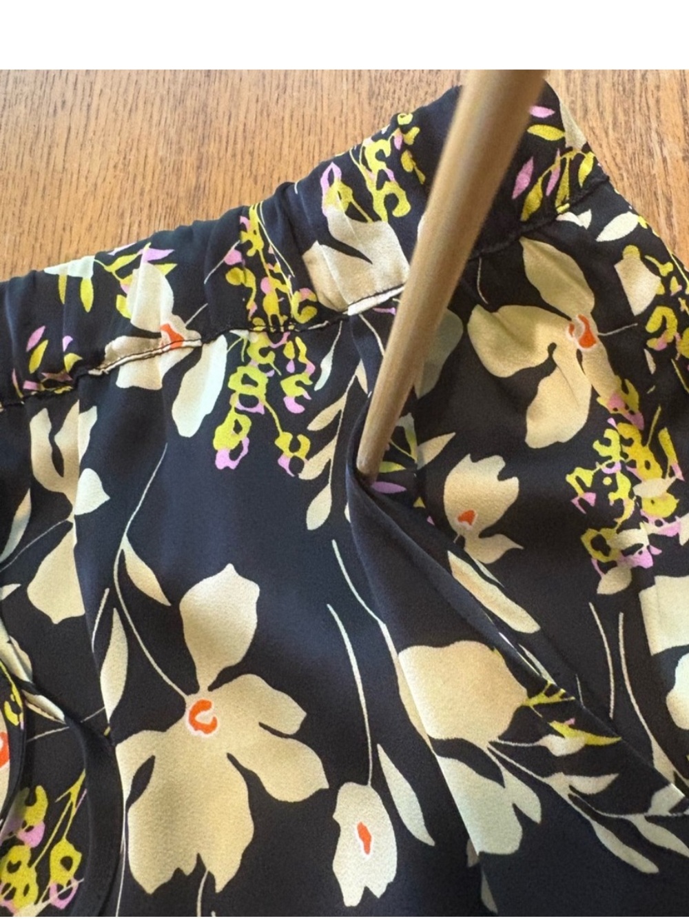 Cabi Set Up Pants - Relaxed
Fit High Waist Wide Leg - Picture 3 of 6